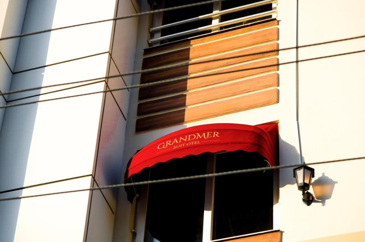 Grandmer Suit Otel Мезитли Экстерьер фото