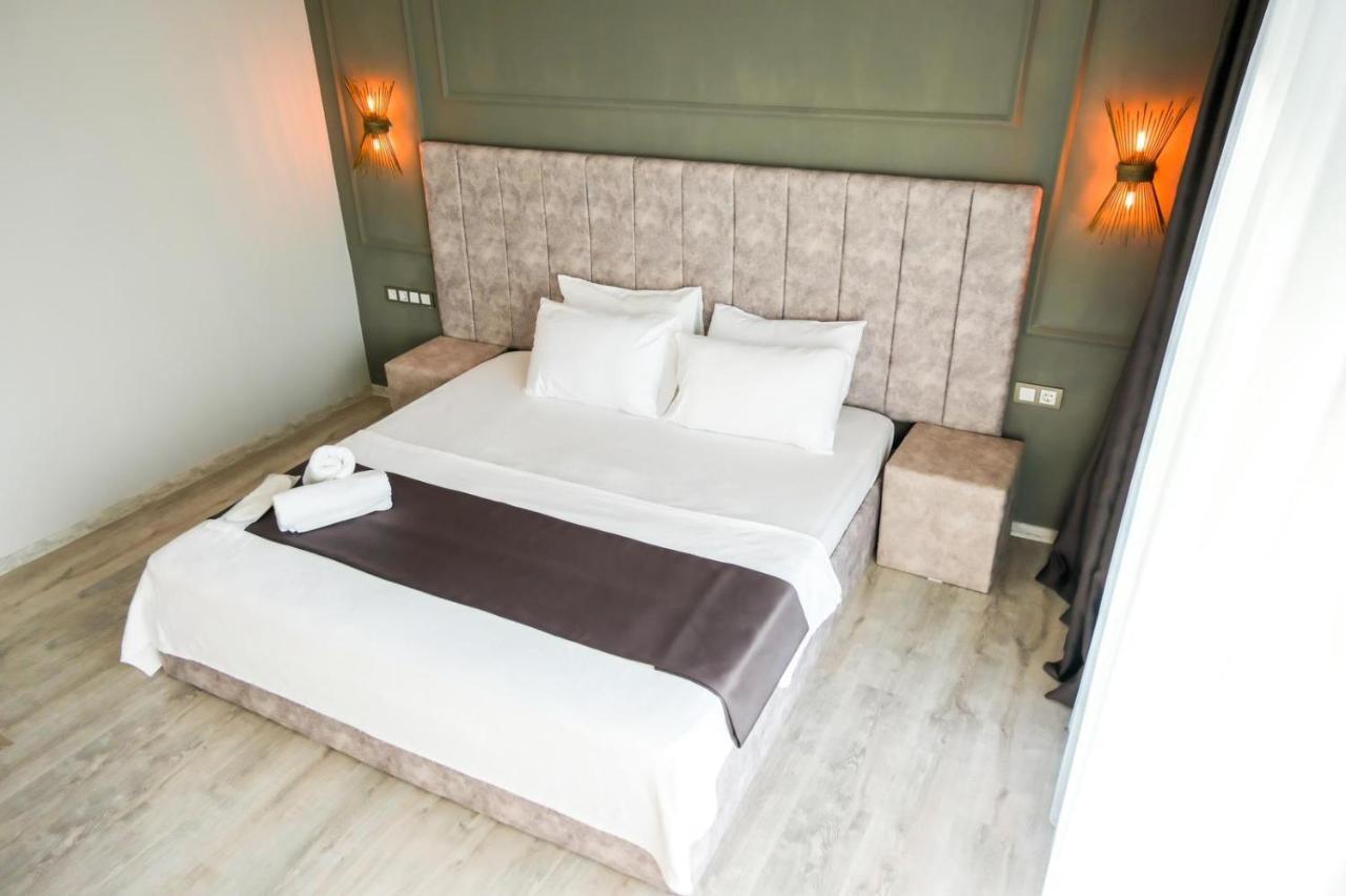 Grandmer Suit Otel Мезитли Экстерьер фото