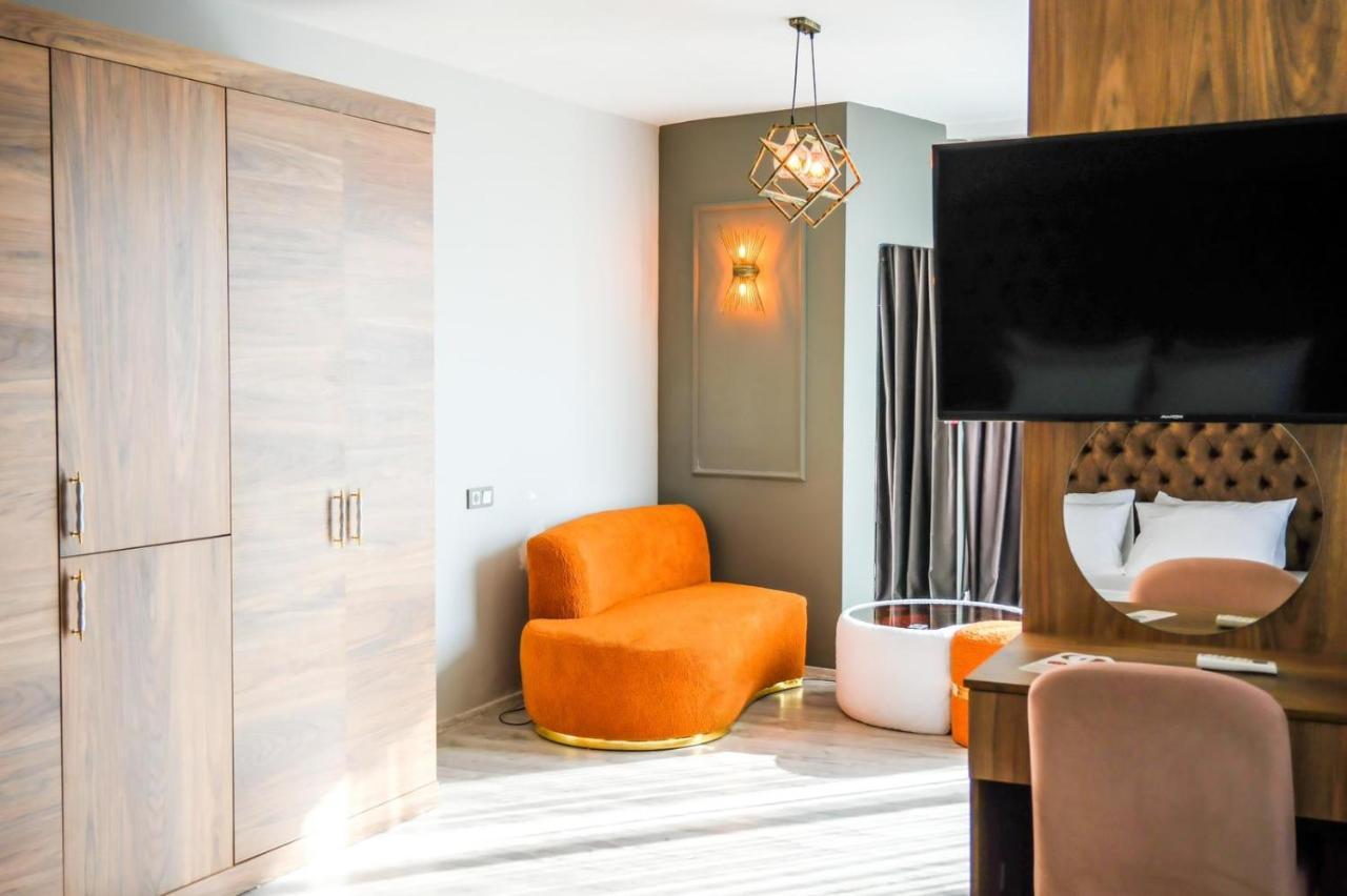 Grandmer Suit Otel Мезитли Экстерьер фото